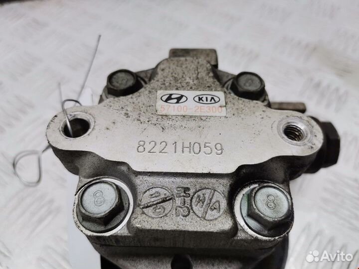 Насос гидроусилителя руля Hyundai Tucson 2008