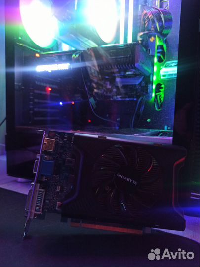 Видеокарта Gigabyte GT240