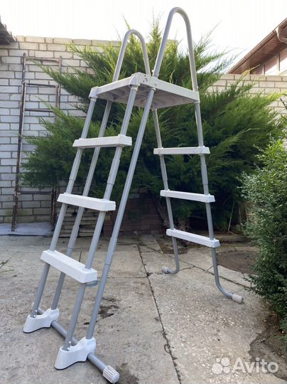 Лестница для каркасного бассейна bestway