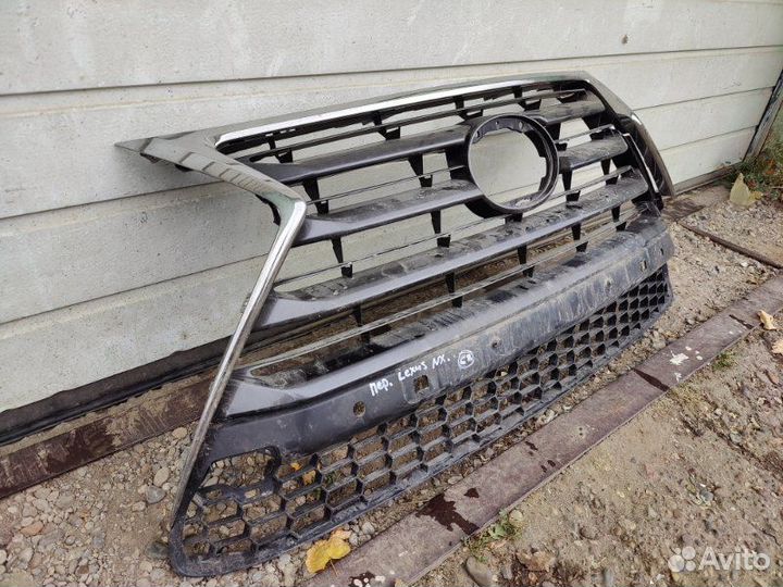 Решетка радиатора Lexus Nx 1