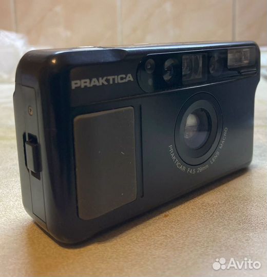 Плёночный фотоаппарат Praktica