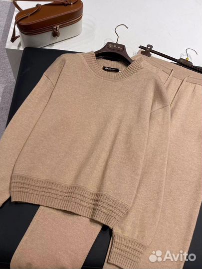 Кашемировый костюм loro piana