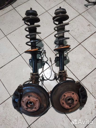 Renault Duster,Terrano стойка амортизатора перед