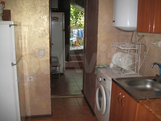 Комната 15 м² в 3-к., 1/2 эт.