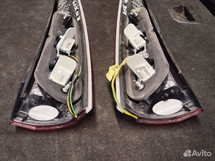 Фонарь задний верхний Volvo V70/XC70 2004-06