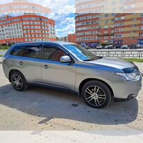 Mitsubishi Outlander 2.0 CVT, 2012, 205 000 км, с пробегом, цена 1 700 000 руб.