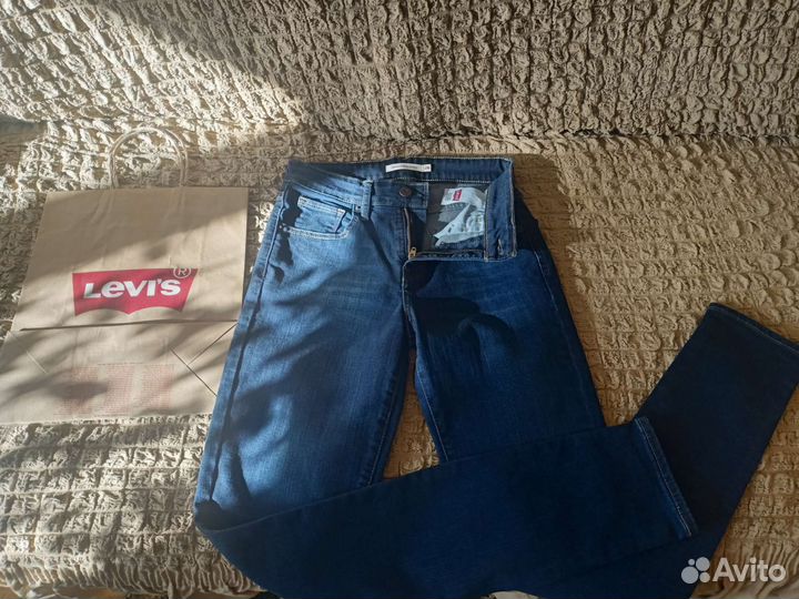 Джинсы женские Levi's