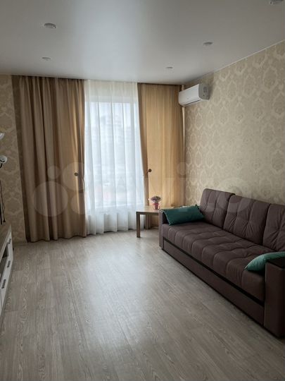 2-к. квартира, 42 м², 3/10 эт.