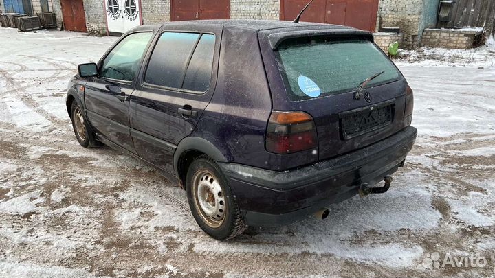 В разборе VW Golf 3 GT (Дизель 1z)