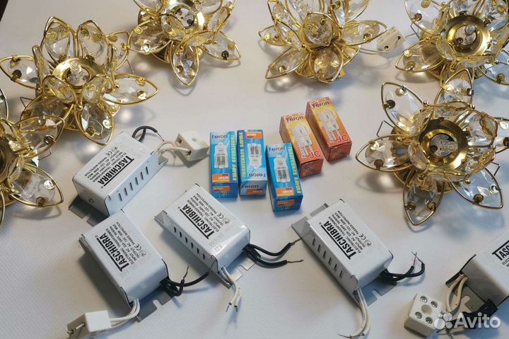 Светильник потолочный встраиваемый