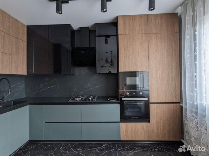 Кухни на заказ собственного производства