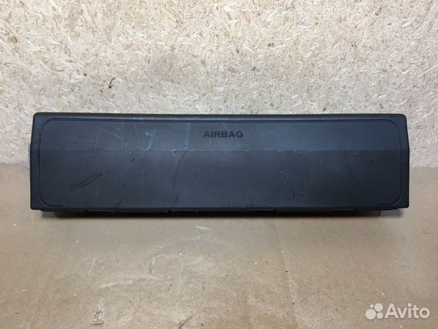 Подушка безопасности в колени передняя правая Bmw