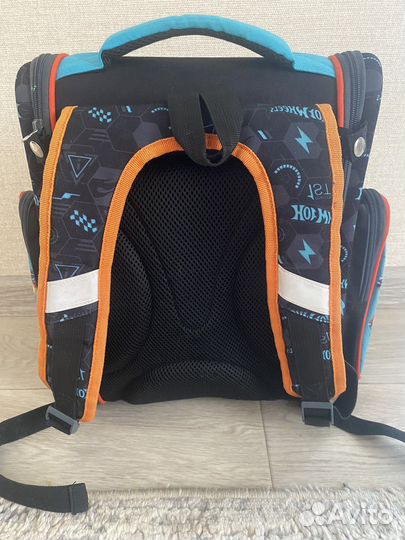 Портфель школьный для мальчика