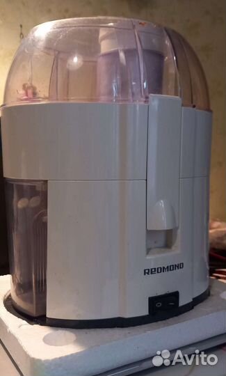 Соковыжималка Redmond