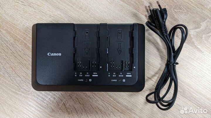 Зарядное устройство Canon CG-A10 Battery Charger