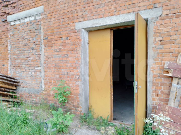 Свободного назначения, 900 м²