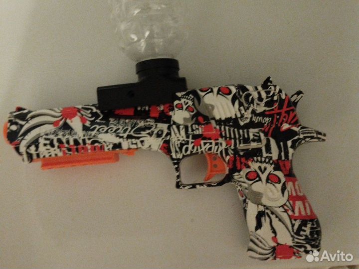 Пистолет на орбизах