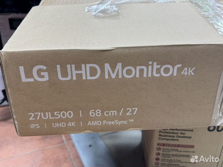 Монитор LG 27UL500