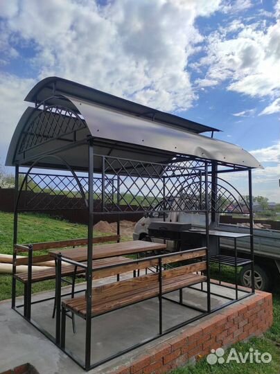 Кованые мангалы с крышей