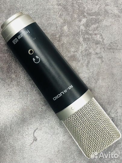 Студийный микрофон m-audio vocal studio. S