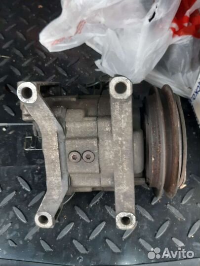 Компрессор кондиционера хтрайл т 30 Xtrail