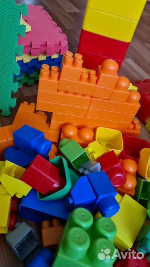 Конструктор пластиковый