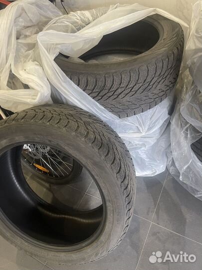 Nokian Tyres Hakkapeliitta R3 SUV 275/45 R21