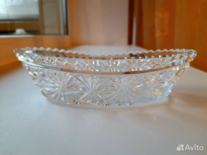 Ваза хрустальная