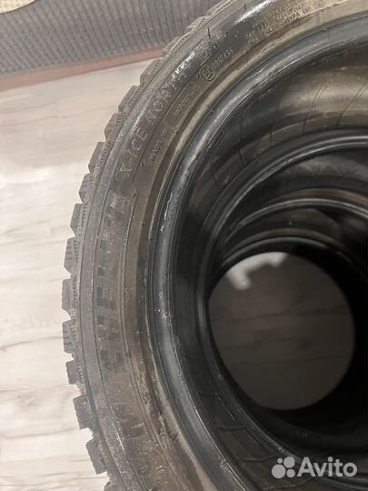 Michelin X-Ice North 4 225/45 R17 94T