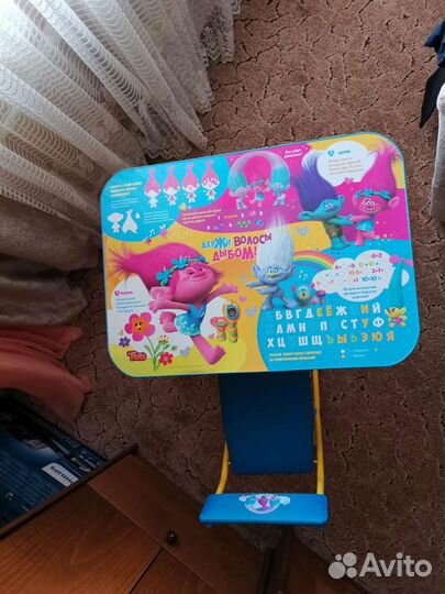 Детский стол и стул Trolls - Тролли