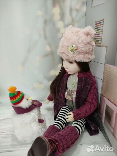 Кукла ручной работы с одеждой