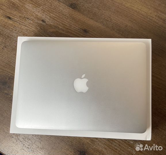 Apple MacBook Pro 13 8/512 Silver