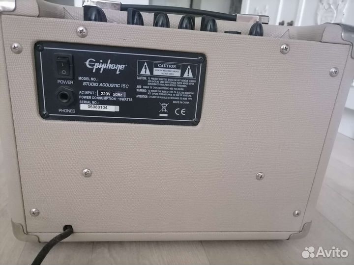 Комбоусилитель Epiphone studio acoustic 15c