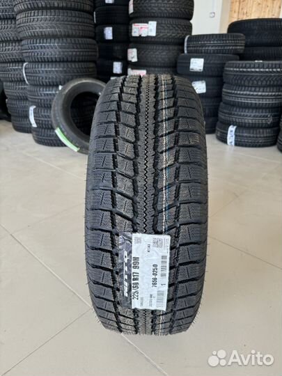 Nitto SN3 Winter 225/60 R17 99H