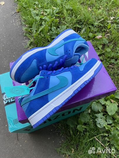 Nike sb dunk low blue raspberry оригинал