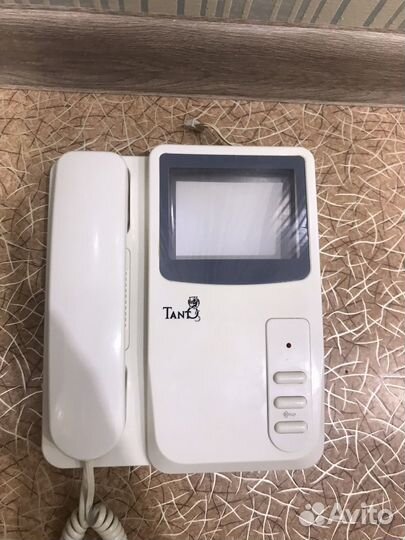 Видеодомофон Tantos 4 HP