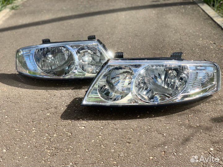 Фара (комплект) Nissan Almera Classic В10