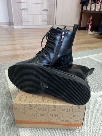 Ботинки женские
