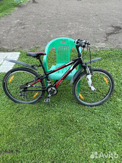 Велосипед Trek MT220