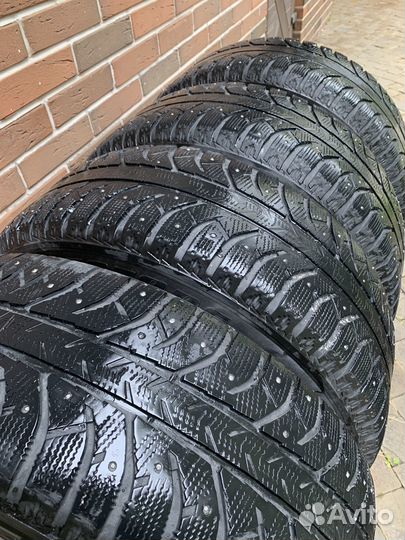 Bridgestone Ice Cruiser 7000 265/65 R17 116T