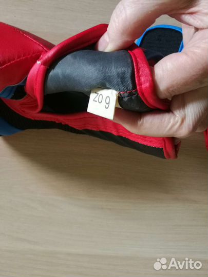 Тренировочные перчатки детские Everlast 6 oz