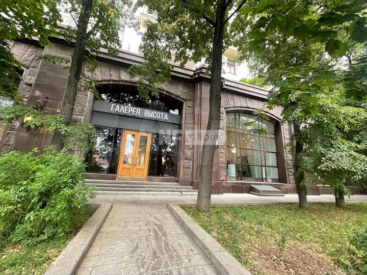 Продам торговое помещение, 1002.5 м²