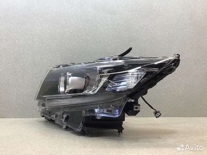 Фара левая Toyota Land Cruiser (150) -Prado 2009