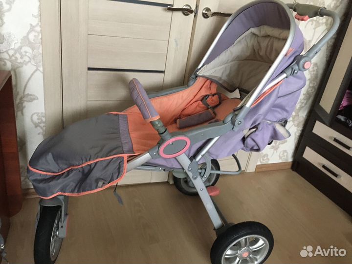 Прогулочная коляска