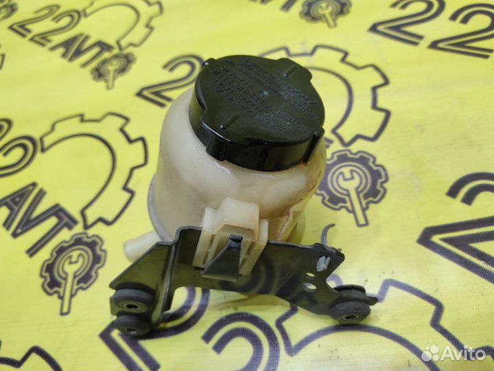 Бачок гидроусилителя руля Nissan Primera TP12