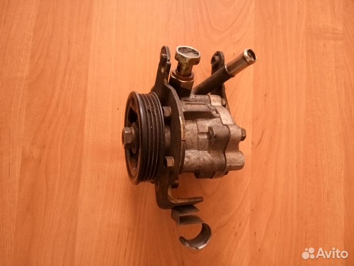 Насос гур Nissan cube