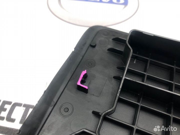 Коврик резиновый консоли туннеля Volvo S60 XC90