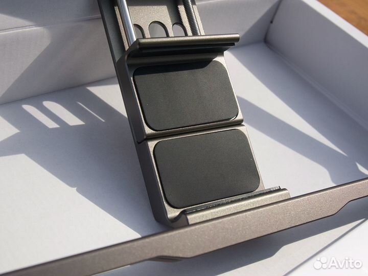 Новая клетка SmallRig для смартфона