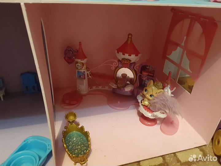 Домик кукольный