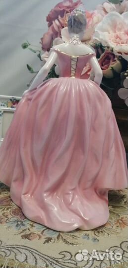 Статуэтка фарфоровая Coalport, Англия